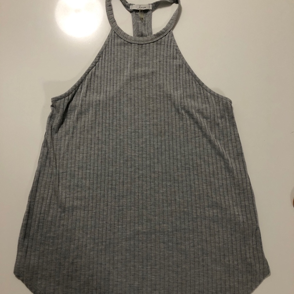 Ribbed Sparano tank